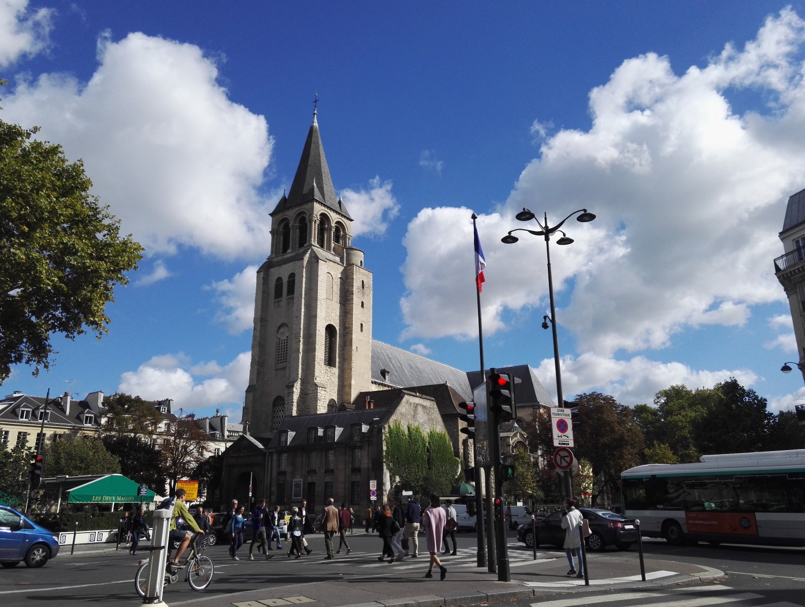 Saint-Germain-des-Pres - Aime Paris